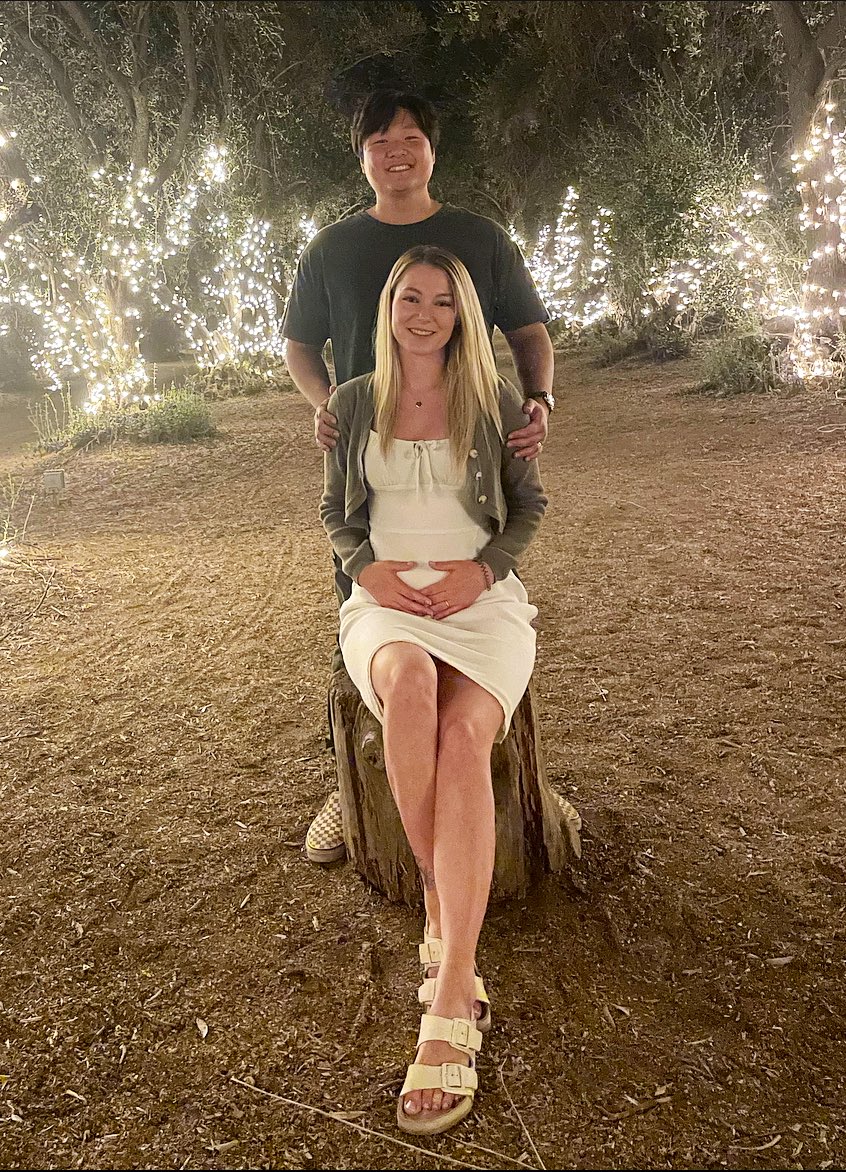 Twitch Star STPeach Delights Fans with Pregnancy Announcement Amidst Online Backlash