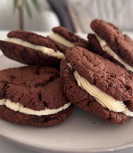 Trending Now: Learn How To Make Yummy Nutella Cookie Sandwiches