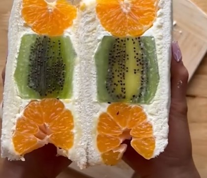 Sandwiches Filled With Fresh Fruits Instead Of Spreads – Learn How To Make Them!
